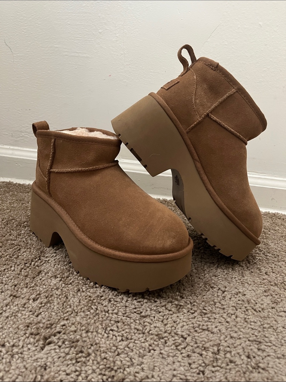 UGG Classic Ultra Mini New Heights Platform Boots🥾